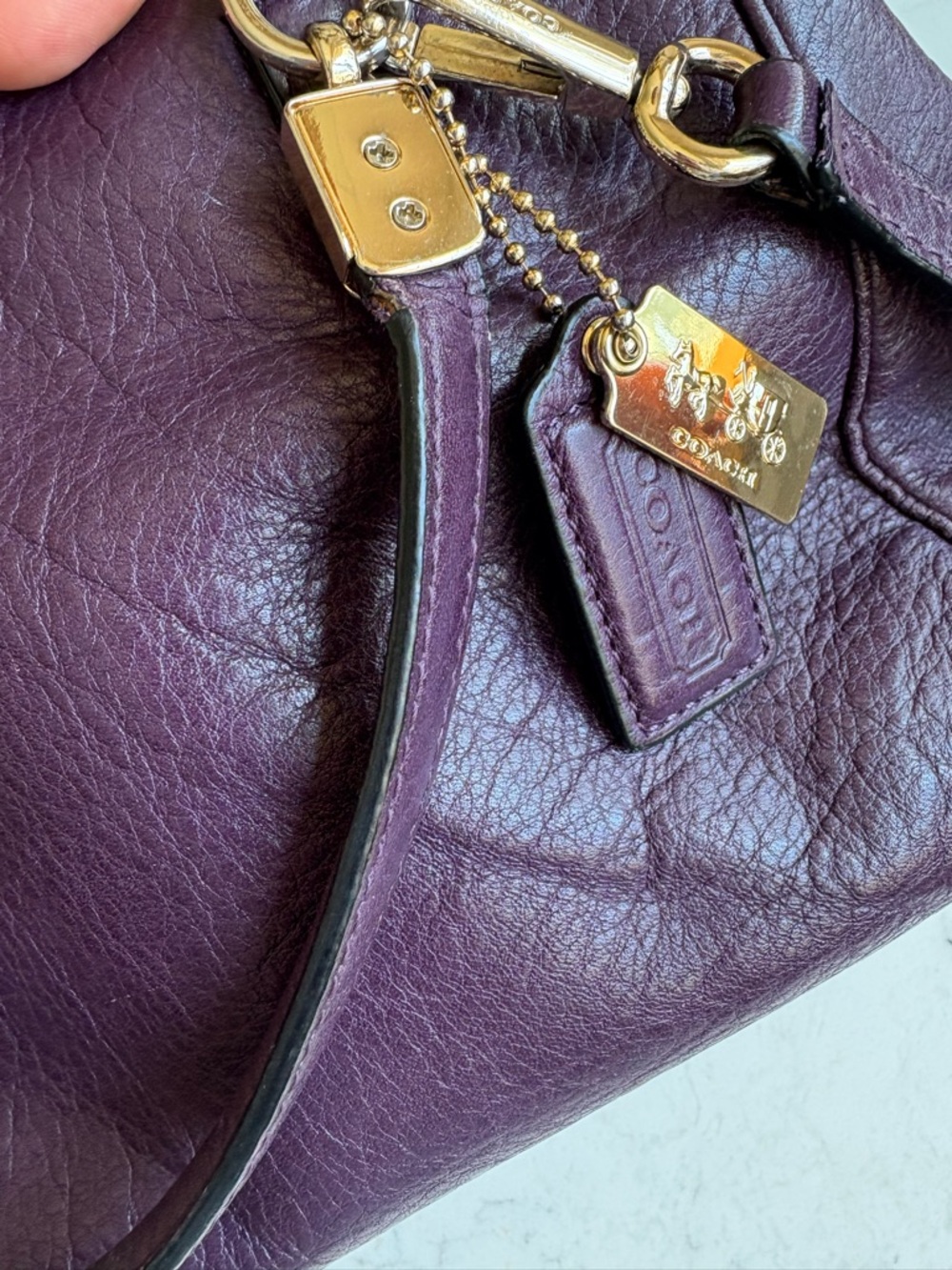 Coach Plum Leather Satchel Handbag - Elegant Purple Shoulder Bag - Picture 2 of 13